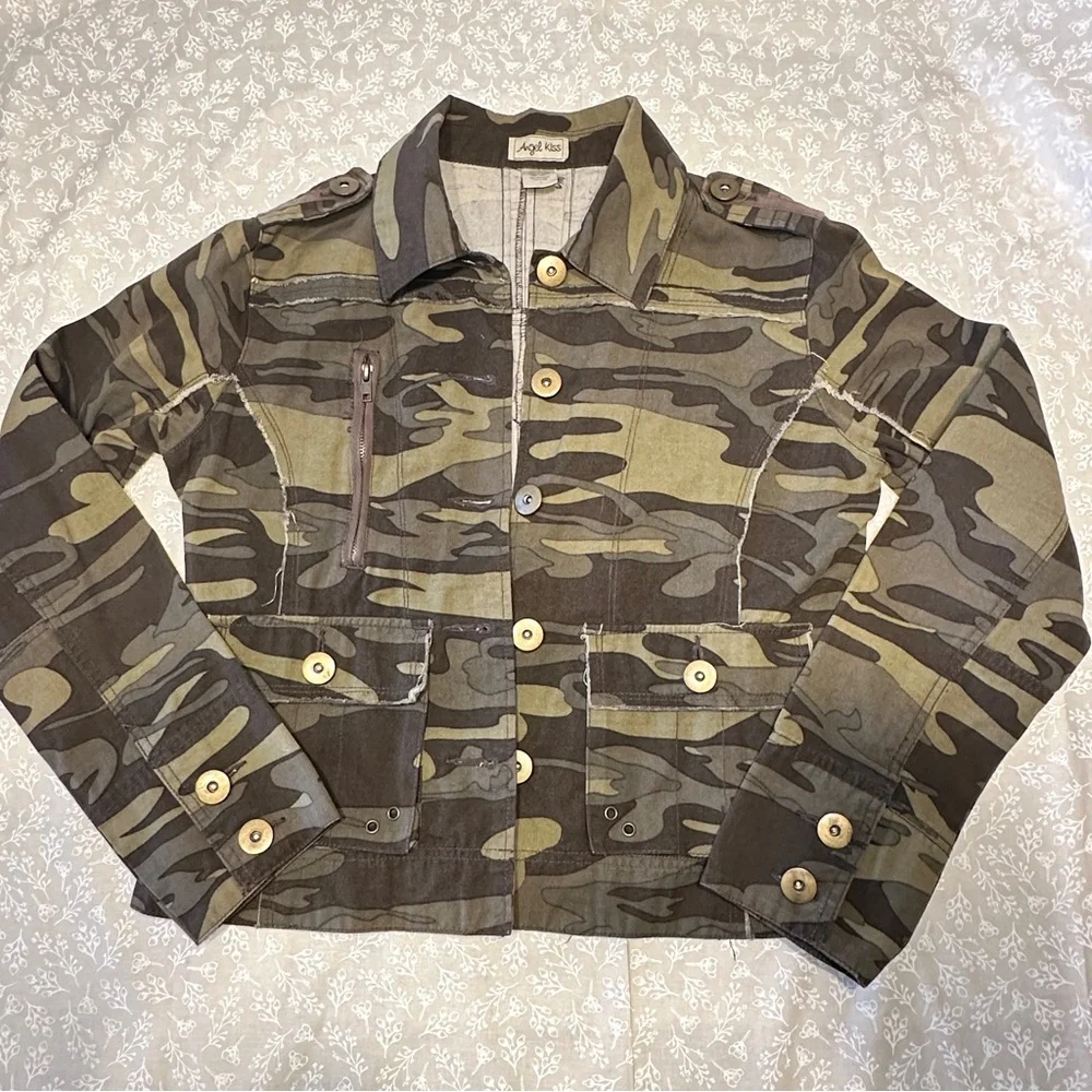 NWOT - Angel Kiss Camo Jean Jacket w/ Embroidered Back - Picture 3 of 4